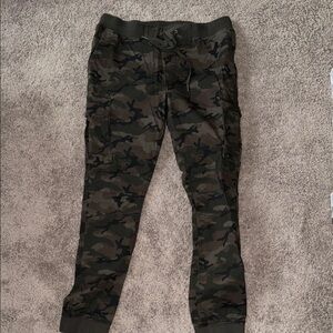 H&M Camouflage Cargo Pants - Green and Black
